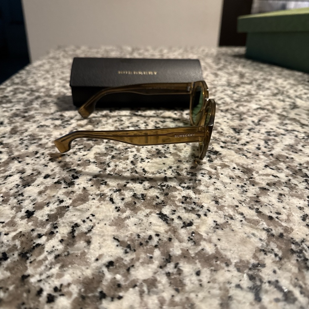 Burberry Sunglasses with Green Lenses - Picture 2 of 4